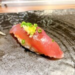 八志希 - 
