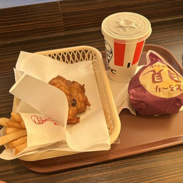 ケンタッキーフライドチキン 西京極店 - 西京極/からあげ | 食べログ ケンタッキーフライドチキン 西京極店 - 西京極/からあげ | 食べログ