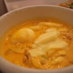 妻家房 - ロゼトッポギ鍋