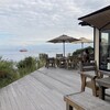 海の見えるカフェ