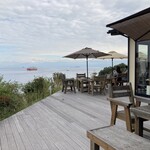 海の見えるカフェ - 室内と外、選べます♪