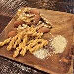 生牡蠣研究所 - 