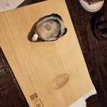 生牡蠣研究所 - 