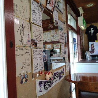 岩洞湖レストハウス_2