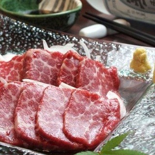 When you think of Kyushu, you think of horse sashimi! !