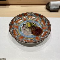 鮨まえだ - さわらの炙り　ポン酢ジュレ