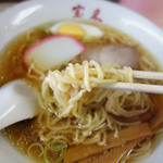 中華料理　宝来 - ラーメン　麺Up