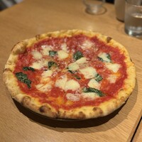 オービカ モッツァレラバー 横浜店 - マルゲリータ