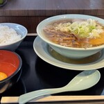 新橋ニューともちんラーメン 川崎駅前店 - 