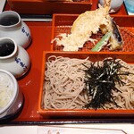 永坂更科 布屋太兵衛 キュービックプラザ新横浜店 - 天ざる