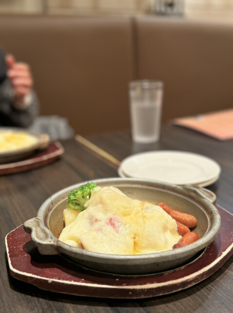花畑牧場 RACLETTE ~ラクレットチーズ専門店~ 新千歳空港店 花畑牧場 RACLETTE ~ラクレットチーズ専門店~ 新千歳空港店