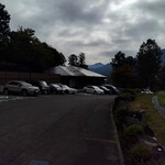 CROCE season2 - 駐車場とお店　　かなり暗くてすみません