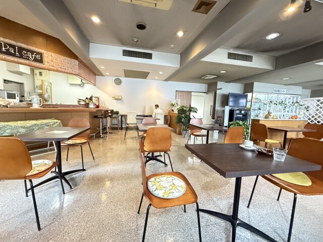 pal cafe photo 5