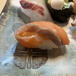 すし鶴 - サーモンさん
