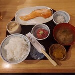 舞浜 - 　　　　　　　　焼き鮭定食