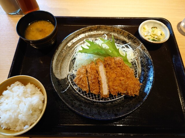 Katsu and Katsu Shikinzan Koen Ten