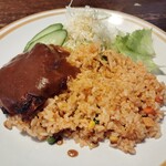 喫茶ロード - ハンバーグピラフ 750円(味噌汁付)
