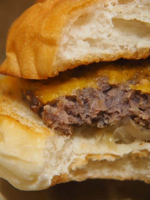 The CheeseBurger ESSEN （ザ チーズバーガー エッセン） - 南郷