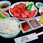 ● Yakiniku (Grilled meat) set (rice, soup, salad, kimchi, and one side dish included)