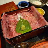 花大根 - リブロースと赤身のハーフ&ハーフ 120g