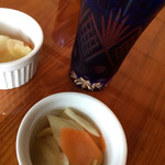 Haatsu Kafue - ランチの 食前酒（ジュース）、野菜マリネ