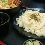 肥前うどん 翔 - よくばり丼定食 ¥990＊ザルうどん ＋¥100
