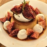 フルーツパーラー・アース - いちじくアラモード