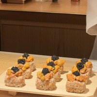 鮨 由う - 