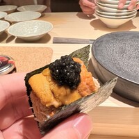 鮨 由う - 