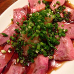 牛タン焼専門店 司 分店鷹 - 牛タンのタタキ