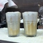 マレビトコーヒー - ふわふわミルクのアイスオレ