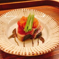 鮨 八咫烏 - 鰹のたたき