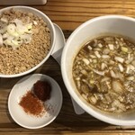 麺屋鈴春 - 濃厚鶏白湯つけ麺+カラカラ+鶏挽肉丼