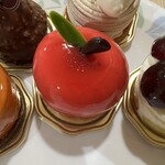 四季菓子の店 HIBIKA - 紅玉の甘酸っぱさが効いてます