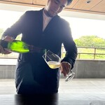 middle - 京大出の俊英、スタッフの中田さん☆