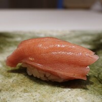 鮨 四心 - 背トロ