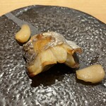 鮨 一二郎 - そして太刀魚。和歌山の有田市は太刀魚漁獲量日本一！漁港で食べた｢太刀魚の浜焼き｣の美味しさが忘れられません。匹敵する程の美味しさ。要はやっぱり絶妙な火入れですよね✩⋆*॰¨̮⋆｡˚
