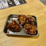 餃子のかっちゃん - 先付 からあげ