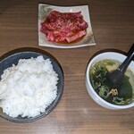 焼肉ホルモン 極 - 