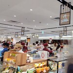 ディーズチーズ - 店舗　ジェイアール名古屋タカシマヤB1