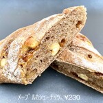 中川製パン店 - メープルカシューナッツ ¥230 　2024/10時点