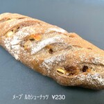 中川製パン店 - メープルカシューナッツ ¥230 　2024/10時点