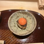 焼き鳥 こと - 〆の焼きおにぎり。