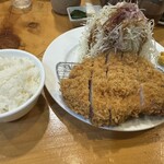 とんかつ かつ壱 - 上ロースカツ定食