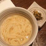 博多 華味鳥 - ちゃんぽん麺・めんたい高菜