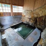 木賊温泉 旅館 井筒屋 - 自噴泉の浴槽