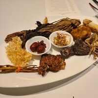 カントニーズ 燕 - 