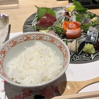 季寄せ料理 暖歩 - ・本日のおまかせ鮮魚盛り
                    ・薪で炊くご飯