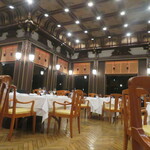 ザ・フジヤ - 内観