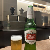 炭焼 TORI8 - 最初はビール(STELLA ARTOIS)
